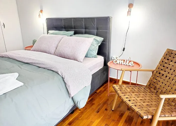 As ✓Two Bedroom Apartment In Thissio