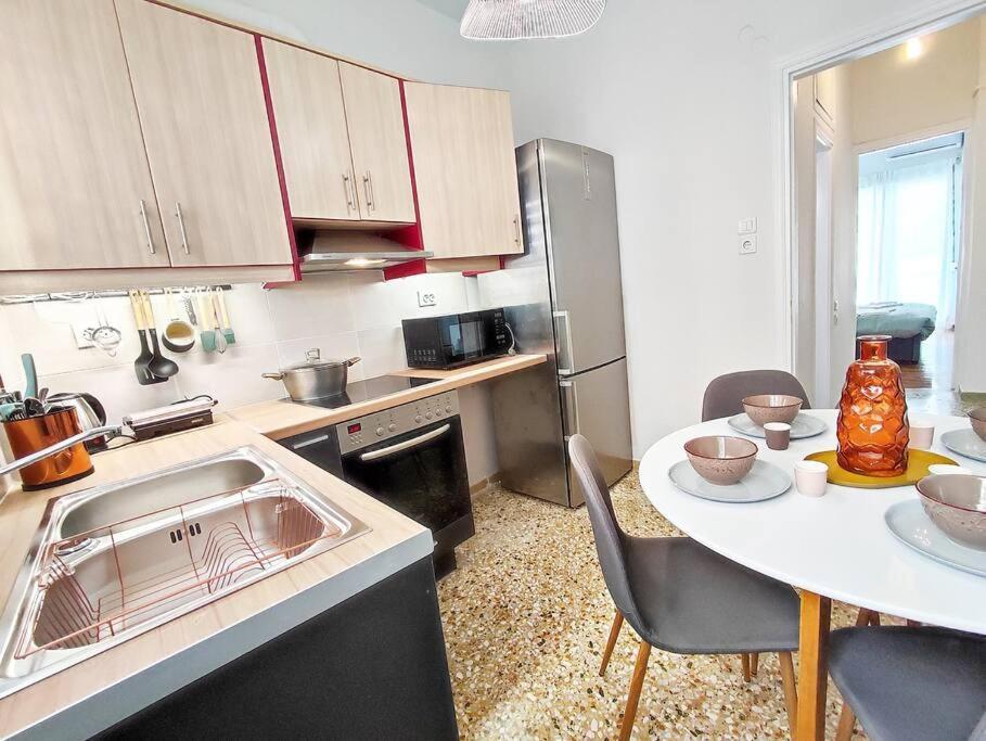 Apartment As ✓two Bedroom In Thissio Athens