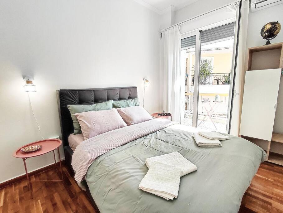 As ✓two Bedroom In Thissio Athens